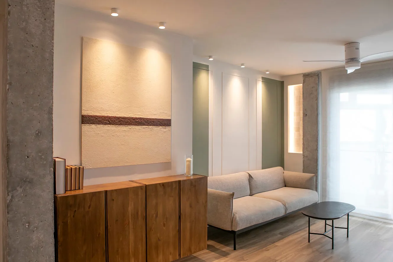 Espacio de transición entre el salón y el resto de la vivienda
